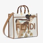 fendi-medium-sunshineshopperbag-girls-fffabric-white-1.jpg