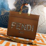 fendi-medium-sunshineshopperbag-pythonroma-calf-brown.jpg