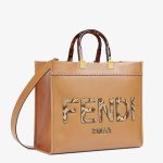 fendi-medium-sunshineshopperbag-pythonroma-calf-khaki-1.jpg