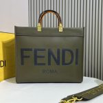 fendi-medium-sunshineshopperbag-romacalf-green-1.jpg