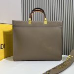 fendi-medium-sunshineshopperbag-romacalf-khaki-1.jpg