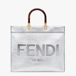 fendi-medium-sunshineshopperbag-romacalf-silver-1.jpg