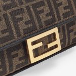 fendi-mini-baguettebag-fffabric-brown-1.jpg