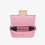 fendi-mini-baguettebag-ffnapper-pink-1.jpg