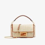 fendi-mini-baguettebag-ffstraw-beige-1.jpg