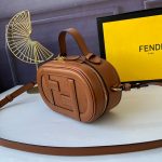 fendi-mini-olock-cameracase-calfleather-brown-1.jpg