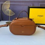 fendi-mini-olock-cameracase-calfleather-brown-1.jpg