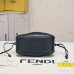 fendi-mini-pomodorino-bucketbag-calf-black-1.jpg