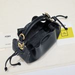 fendi-mini-pomodorino-bucketbag-calf-black-1.jpg