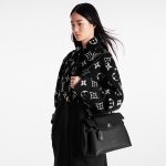 louis-vuitton-lockme-ever-mm–M51395_PM1_Cropped_worn_view