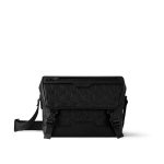 louis-vuitton-messenger-voyager-pm-monogram-shadow-bags–M25121_PM2_Front_view