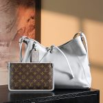 louis-vuitton-carryall-vibe-mm–M12583_PM2_Front view